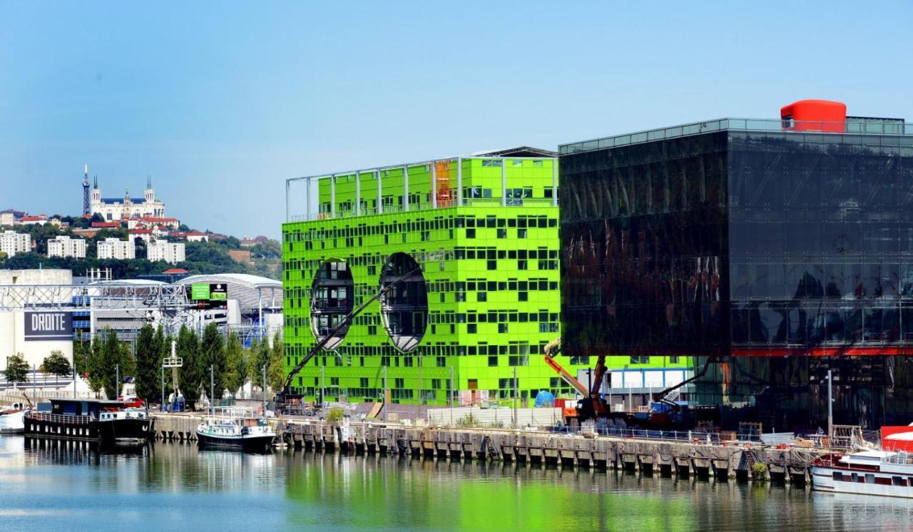 شقة Lyon Confluence - Duplex Au Calme Avec Parking Prive En Option المظهر الخارجي الصورة