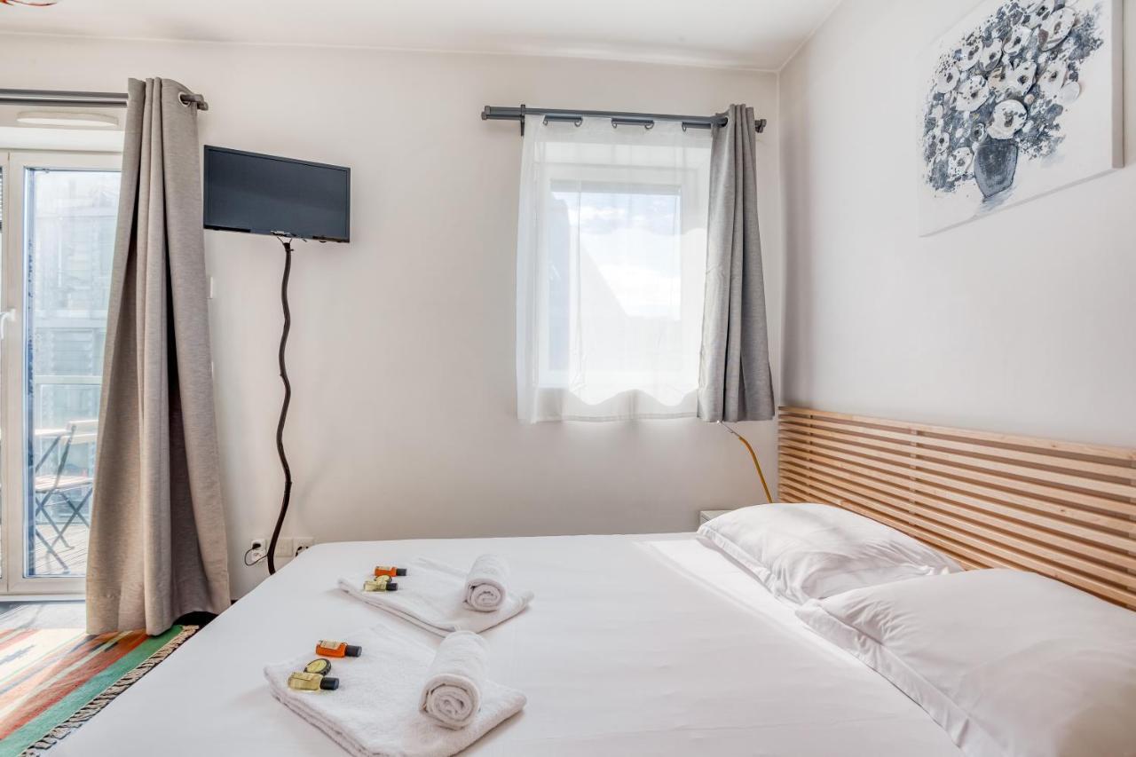 شقة Lyon Confluence - Duplex Au Calme Avec Parking Prive En Option المظهر الخارجي الصورة